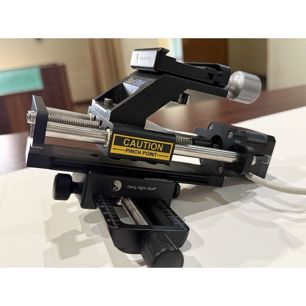 Cognisys StackShot Motorized Macro Rail Controller RRS Rails Tested One Owner - Picture 10 of 16